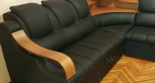 Перетяжка кожаного дивана. Рождествено